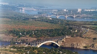 400 тисяч за мости: на Запоріжжі затримали чоловіка, що погрожував замінувати мости через Дніпро