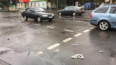 У Житомирі сталася ДТП. Госпіталізували водія У Житомирі сталася ДТП. Госпіталізували водія