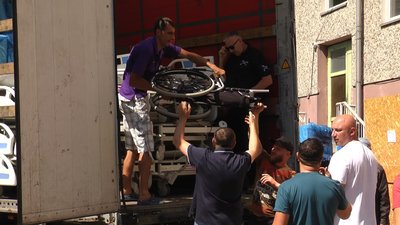 Івано-Франківська обласна клінічна лікарня отримала допомогу від британських волонтерів Івано-Франківська обласна клінічна лікарня отримала допомогу від британських волонтерів