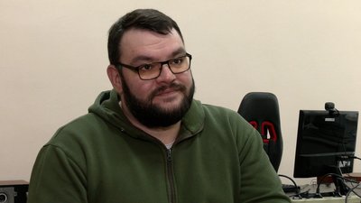 У Чернігові розпочали збір ноутбуків для військовослужбовців У Чернігові розпочали збір ноутбуків для військовослужбовців