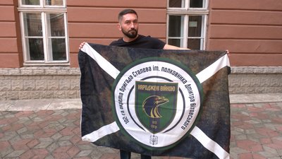 Командир 102 окремої бригади, полковник Володимир Логвіненко Командир 102 окремої бригади, полковник Володимир Логвіненко