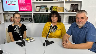 Зліва направо: Христина Литвиненко, Зінаїда Максименко та Юрій Карпенко Зліва направо: Христина Литвиненко, Зінаїда Максименко та Юрій Карпенко