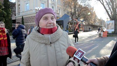 У Тернополі провели акцію "Мовчу про насильство" У Тернополі провели акцію "Мовчу про насильство"