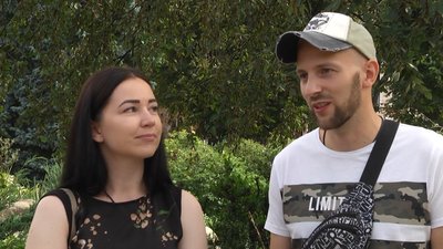«Війна зробила нас волонтерами». Як подружжя з Хмельницького допомагає ЗСУ