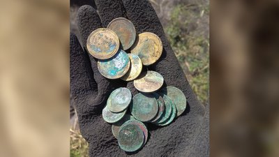 На Житомирщині на людських садибах відшукали останки 5 солдатів-червоноармійців На Житомирщині на людських садибах відшукали останки 5 солдатів-червоноармійців