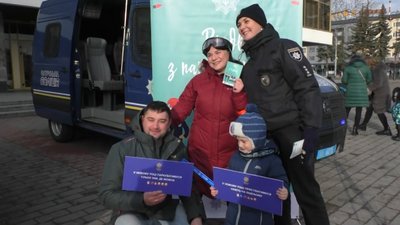 На Волині відбулось "Різдво з патрульними" На Волині відбулось "Різдво з патрульними"