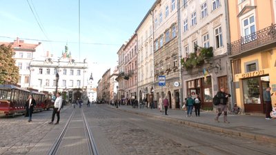 За місяць — понад 700 гостей. Агенції відновлюють туристичні поїздки до Львова
