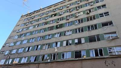 Пошкоджений професійний ліцей унаслідок російської атаки на Одесу, 13 січня 2026 року