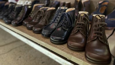 У Чернівцях відкрили гуманітарний дитячий хаб для переселенців: що там можна отримати У Чернівцях відкрили гуманітарний дитячий хаб для переселенців: що там можна отримати