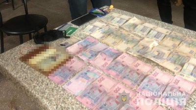 У Харкові за вимагання грошей з підприємців затримали членів громадської організації У Харкові за вимагання грошей з підприємців затримали членів громадської організації
