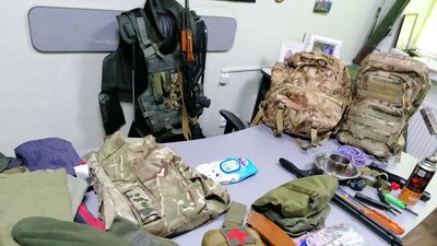 "Тривожні" валізи Ігоря Козуба "Тривожні" валізи Ігоря Козуба