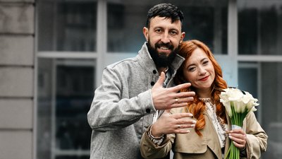 Військовий та волонтерка одружилися у Рівному