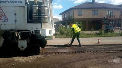 Ремонт триватиме рік: в Ужгороді відновлюють дорогу, якою на виклики їздять рятувальники