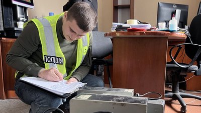 Незаконні азартні ігри: у Житомирі припинили діяльність трьох гральних закладів Незаконні азартні ігри: у Житомирі припинили діяльність трьох гральних закладів