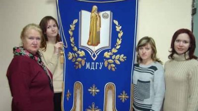 Вцілілий під завалами облради прапор Миколаївщини. Майстриня розповіла історію створення Вцілілий під завалами облради прапор Миколаївщини. Майстриня розповіла історію створення