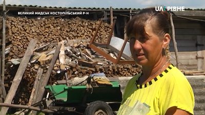 Негода на Костопільщині: за 20 хвилин пошкоджено 17 приватних будівель