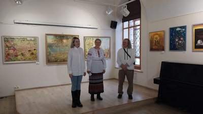 У Сумах відкрили виставку живопису за мотивами творів Олександра Олеся У Сумах відкрили виставку живопису за мотивами творів Олександра Олеся