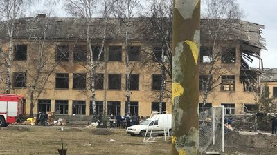 Наслідки обстрілів в Охтирці на Сумщині. ФОТОРЕПОРТАЖ Наслідки обстрілів в Охтирці на Сумщині. ФОТОРЕПОРТАЖ