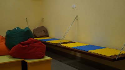 У Білогородській громаді на Київщині у всіх школах і дитсадках є сховища і генератори — Кулеба