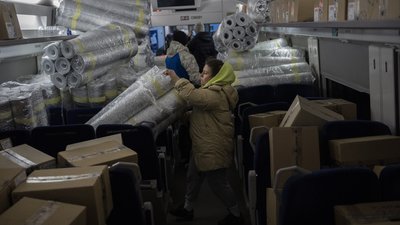 Львівська митниця вдвічі перевершила кількість прийнятого гуманітарного вантажу за добу