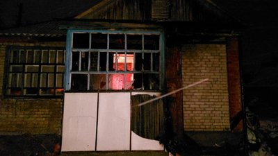 На Харківщині у пожежі врятували дитину та юнака з інвалідністю