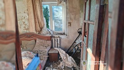 Влучання по енергообʼєктах, залізничній станції, будинках й авто: наслідки атаки РФ