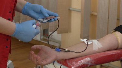У Львові медики та курсанти стали донорами крові