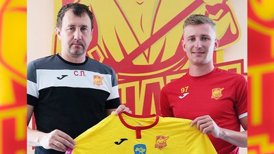 Футбольні клуби з Кіровоградщини підписали п’ятьох новачків Футбольні клуби з Кіровоградщини підписали п’ятьох новачків