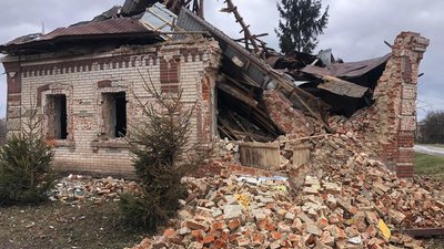Село Битиця на Сумщині після бомбардувань російськими військовими. Фото Село Битиця на Сумщині після бомбардувань російськими військовими. Фото