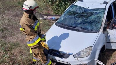 На Миколаївщині сталася ДТП. Рятувальники деблокували пасажирку На Миколаївщині сталася ДТП. Рятувальники деблокували пасажирку