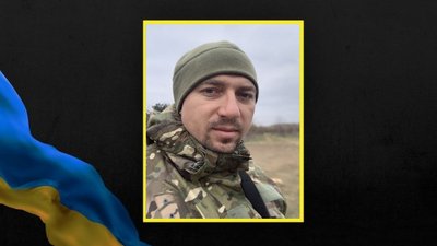 Сирський посмертно нагородив військового із Комишувахи Артура Єрмолова