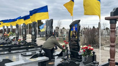 Загинули на другий день повномасштабного вторгнення: на Черкащині вшанували двадцятирічних героїв