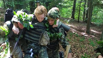 На Прикарпатті морпіхи вишколюють молодь