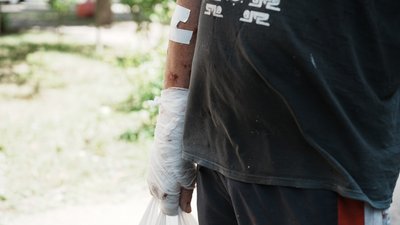 Внаслідок удару РФ у Немишлянському районі Харкова Олександр Самохін поранений