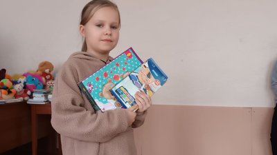 "Миколай крокує від Тернополя до Херсона": учні збирають допомогу "Миколай крокує від Тернополя до Херсона": учні збирають допомогу