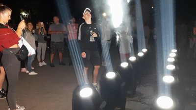 У Рівному влаштували нічне світлове шоу. Суспільне шукає, чиїх це рук справа У Рівному влаштували нічне світлове шоу. Суспільне шукає, чиїх це рук справа