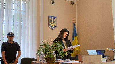 Суд над підозрюваним у вбивстві 9-річної дівчинки у селищі Кути Суд над підозрюваним у вбивстві 9-річної дівчинки у селищі Кути