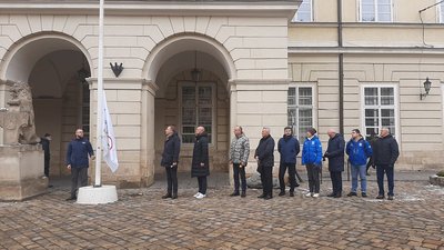 Олімпійський прапор підняв Дмитро Мацак Олімпійський прапор підняв Дмитро Мацак
