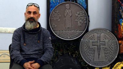 Як врятована з Донеччини колекція монет допомагає волонтерам у Львові. Історія про захоплення та життя на новому місці