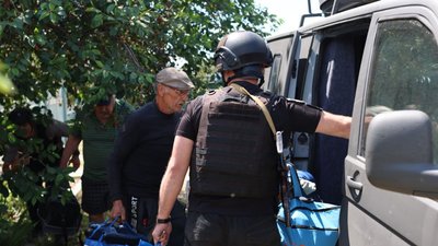 Херсонщина, евакуація, удар РФ, атака росіян, вдарили по авто, поліція 