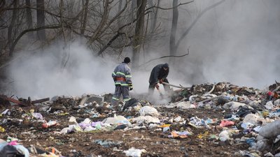 У Кролевці на Сумщині зайнявся сміттєвий полігон У Кролевці на Сумщині зайнявся сміттєвий полігон