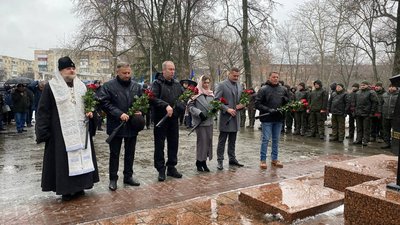 Черкащани вшанували пам'ять ліквідаторів аварії на Чорнобильській АЕС Черкащани вшанували пам'ять ліквідаторів аварії на Чорнобильській АЕС