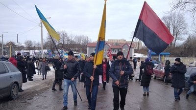 На кордоні Тернопільської та Хмельницької областей відбувається акція "Збруч – ріка єднання!" На кордоні Тернопільської та Хмельницької областей відбувається акція "Збруч – ріка єднання!"