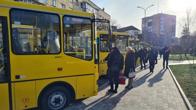 28 нових шкільних автобусів отримали територіальні громади Житомирщини 28 нових шкільних автобусів отримали територіальні громади Житомирщини