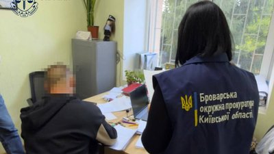 чоловіка підозрюють у сексуальному насильстві щодо 11-річної дівчинки