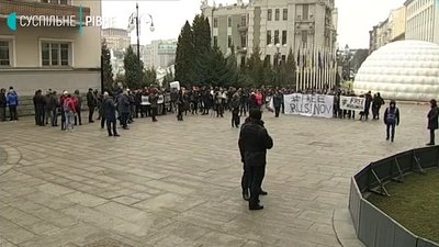Ніхто не вийшов: у Києві відбулась акція на підтримку полонених українців, серед яких – рівненчанин
