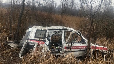Автівка підірвалася на протитанковій міні