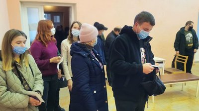 На Волині розгорнули пункт щеплення на залізничному вокзалі На Волині розгорнули пункт щеплення на залізничному вокзалі