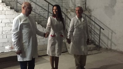 Мистецтво в укритті: в Черкасах поезією та музикою збирали кошти на ЗСУ