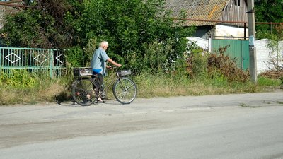 Розумівка, фронт, люди, життя на межі, обстріли, дрони, КАБи, місцеві жителі, Запоріжжя